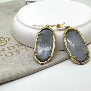 Kendra Scott drop earrings